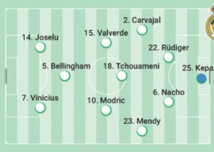 跟女演员同居