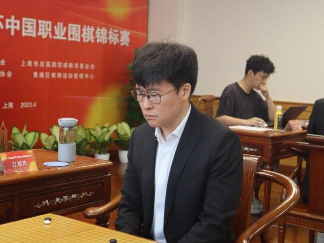 蜜桃臀国产在线